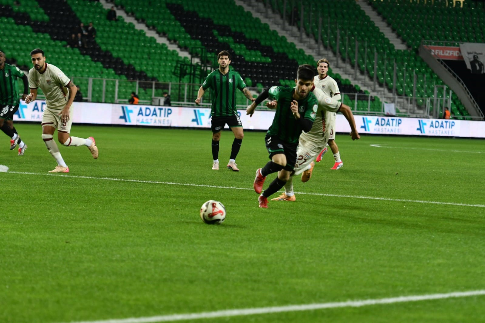 Trendyol 1. Lig: Sakaryaspor: 1 - Bandırmaspor: 1
Trendyol 1. Lig: Sakaryaspor: 1 - Bandırmaspor: 1