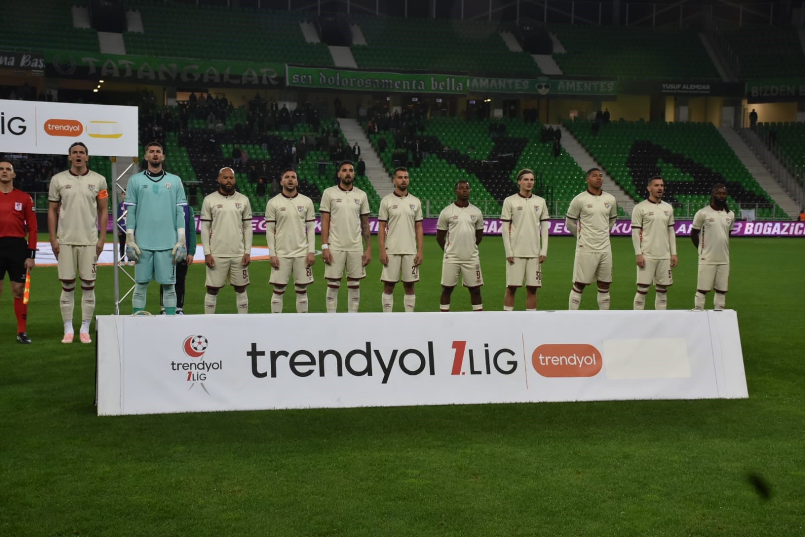 Trendyol 1. Lig: Sakaryaspor: 1 - Bandırmaspor: 1
Trendyol 1. Lig: Sakaryaspor: 1 - Bandırmaspor: 1