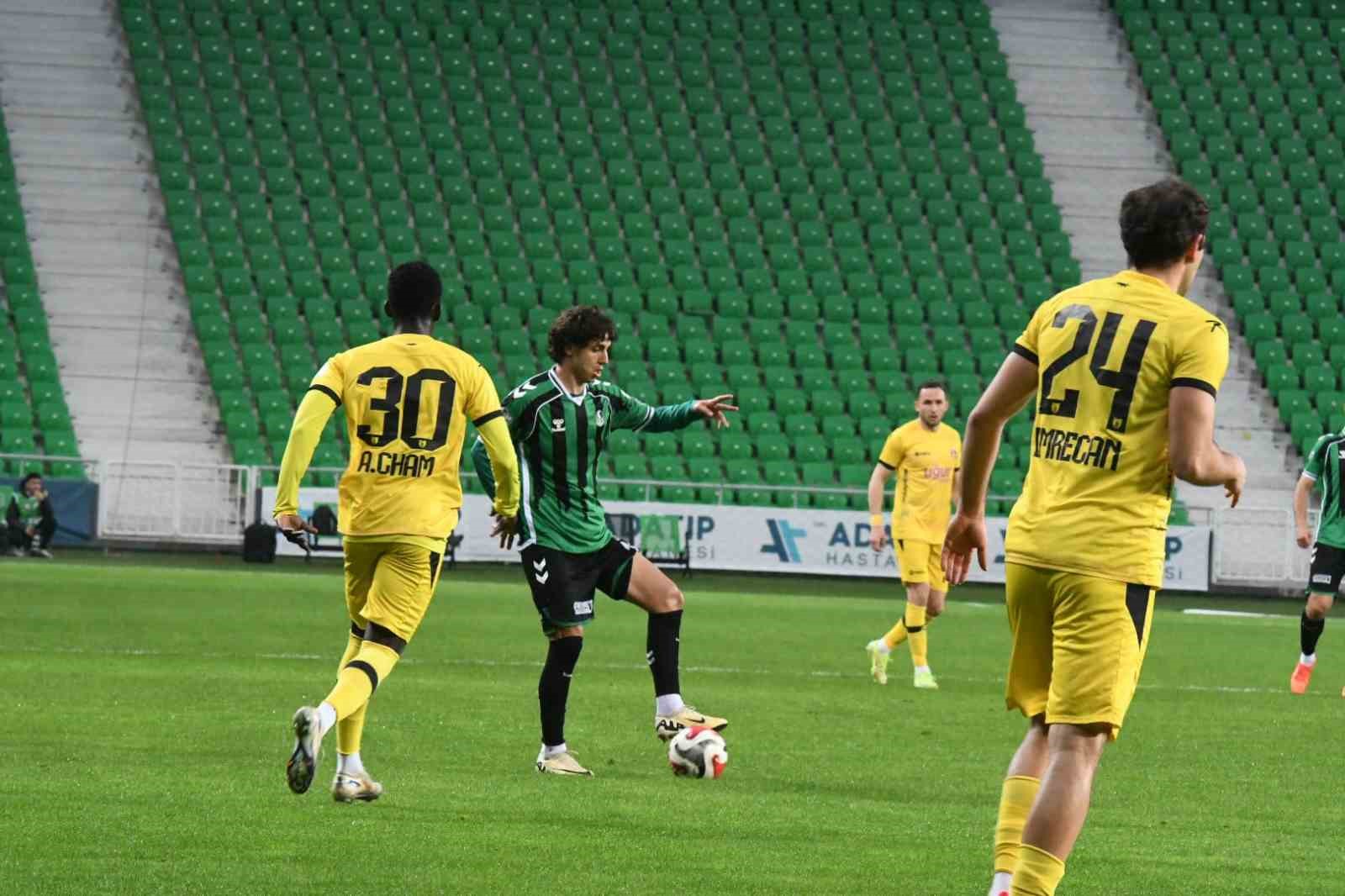 Trendyol 1. Lig: Sakaryaspor: 2 - İstanbulspor: 2
