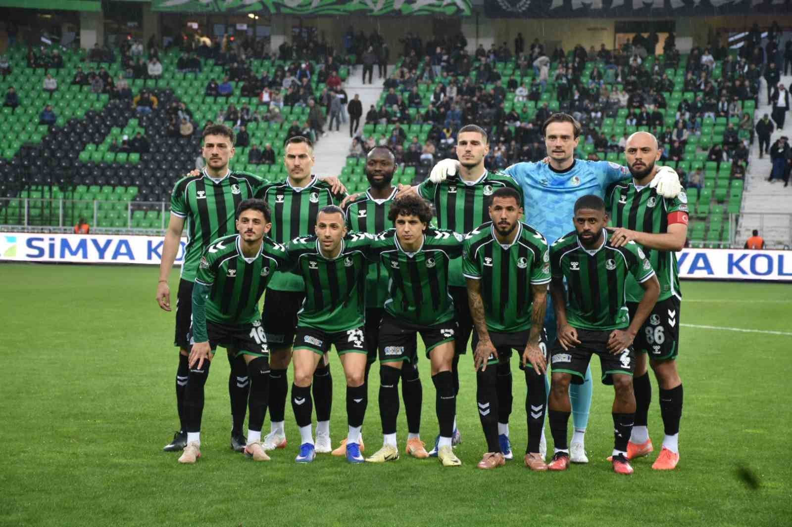 Trendyol 1. Lig: Sakaryaspor: 2 - İstanbulspor: 2
