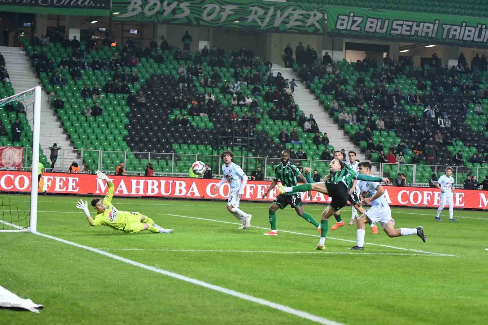 Trendyol 1. Lig: Sakaryaspor: 4 - Adana Demirspor: 0
