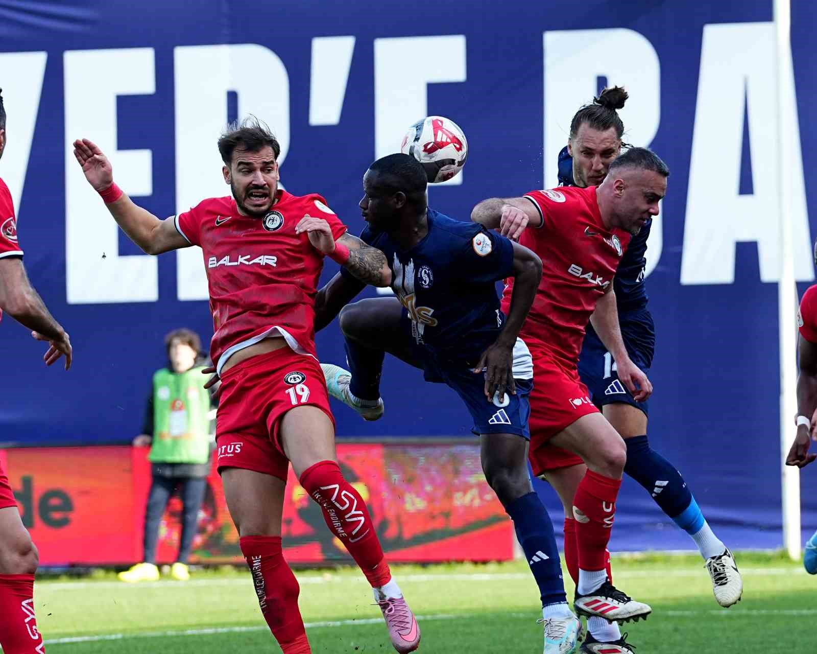 Trendyol 1. Lig: Sarıyer: 1 - Çorum FK: 2
