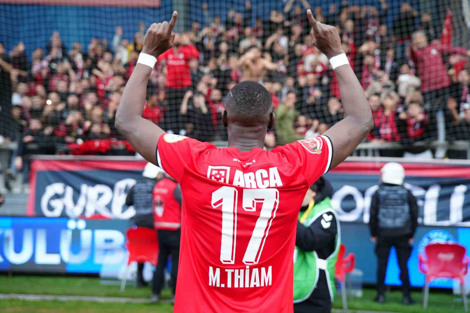 Trendyol 1. Lig: Sarıyer: 1 - Çorum FK: 2
