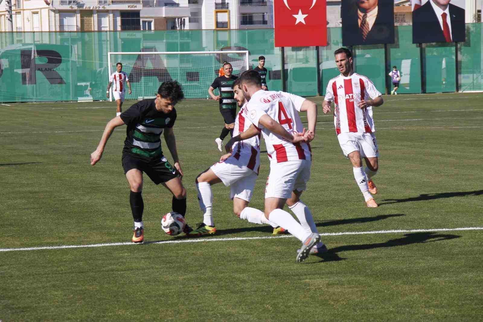 Trendyol 1. Lig: Serikspor: 3 - Pendikspor: 4
