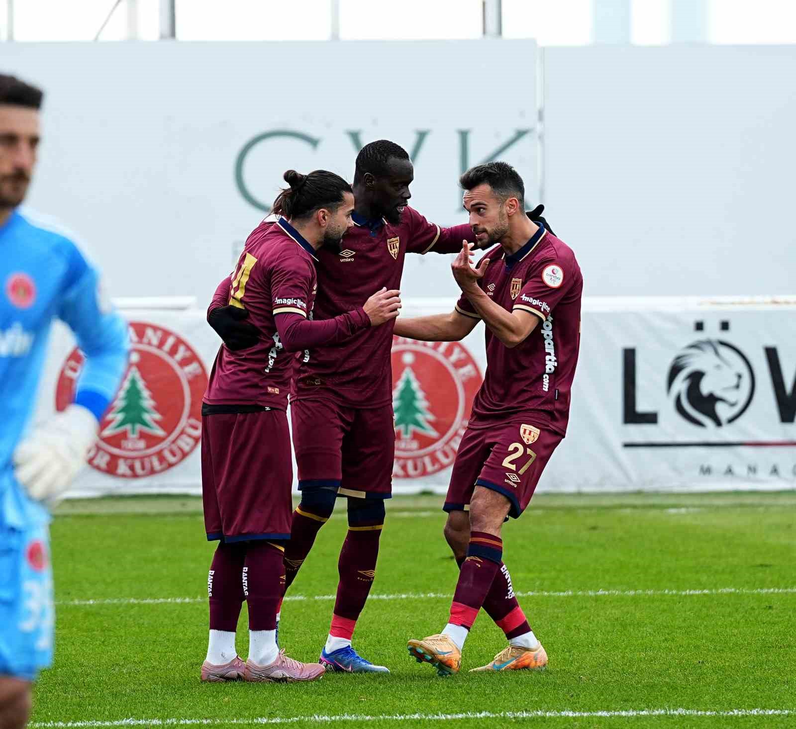 Trendyol 1. Lig: Ümraniyespor: 1 - Bandırmaspor: 2
