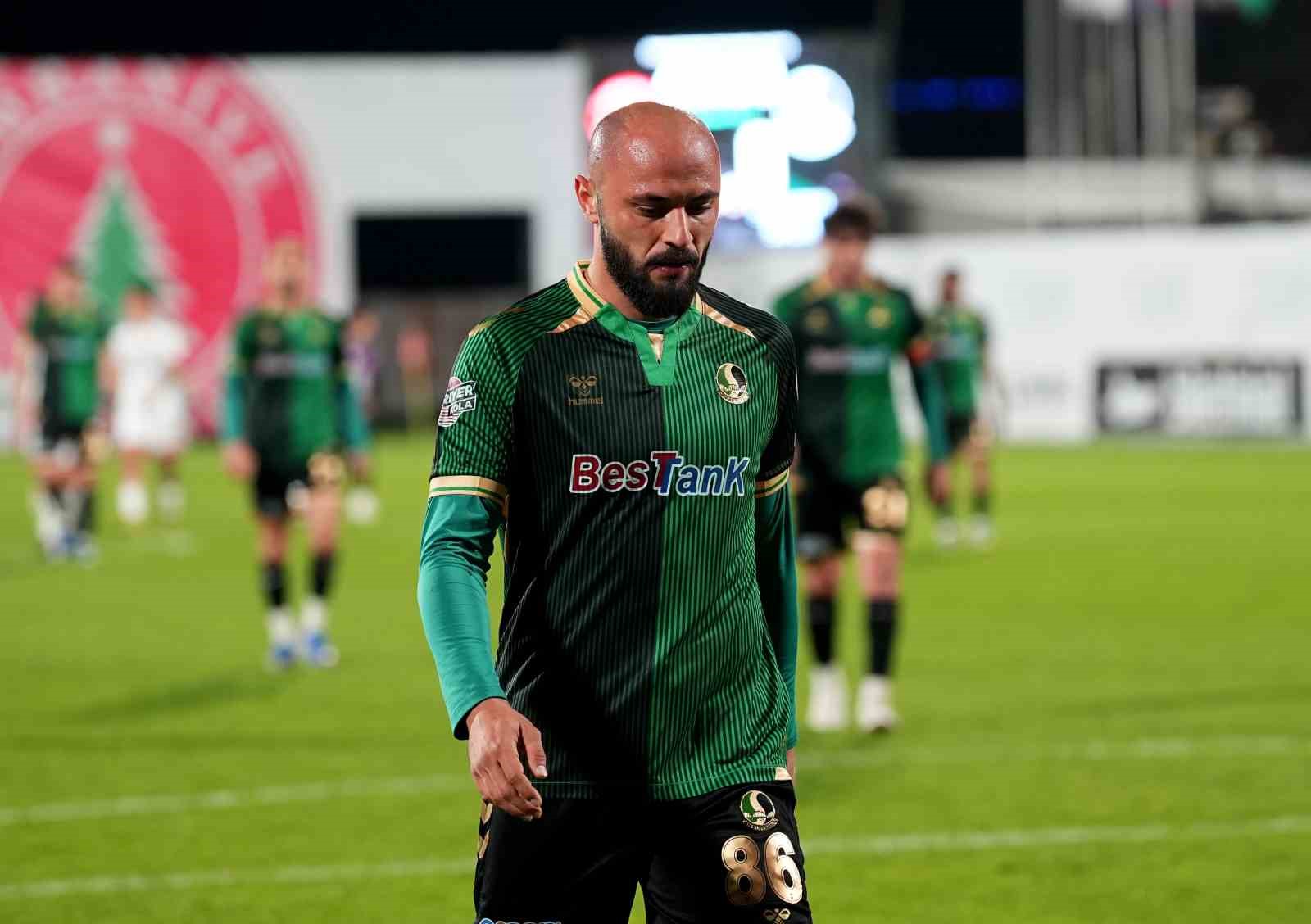 Trendyol 1. Lig: Ümraniyespor: 2 - Sakaryaspor: 0
