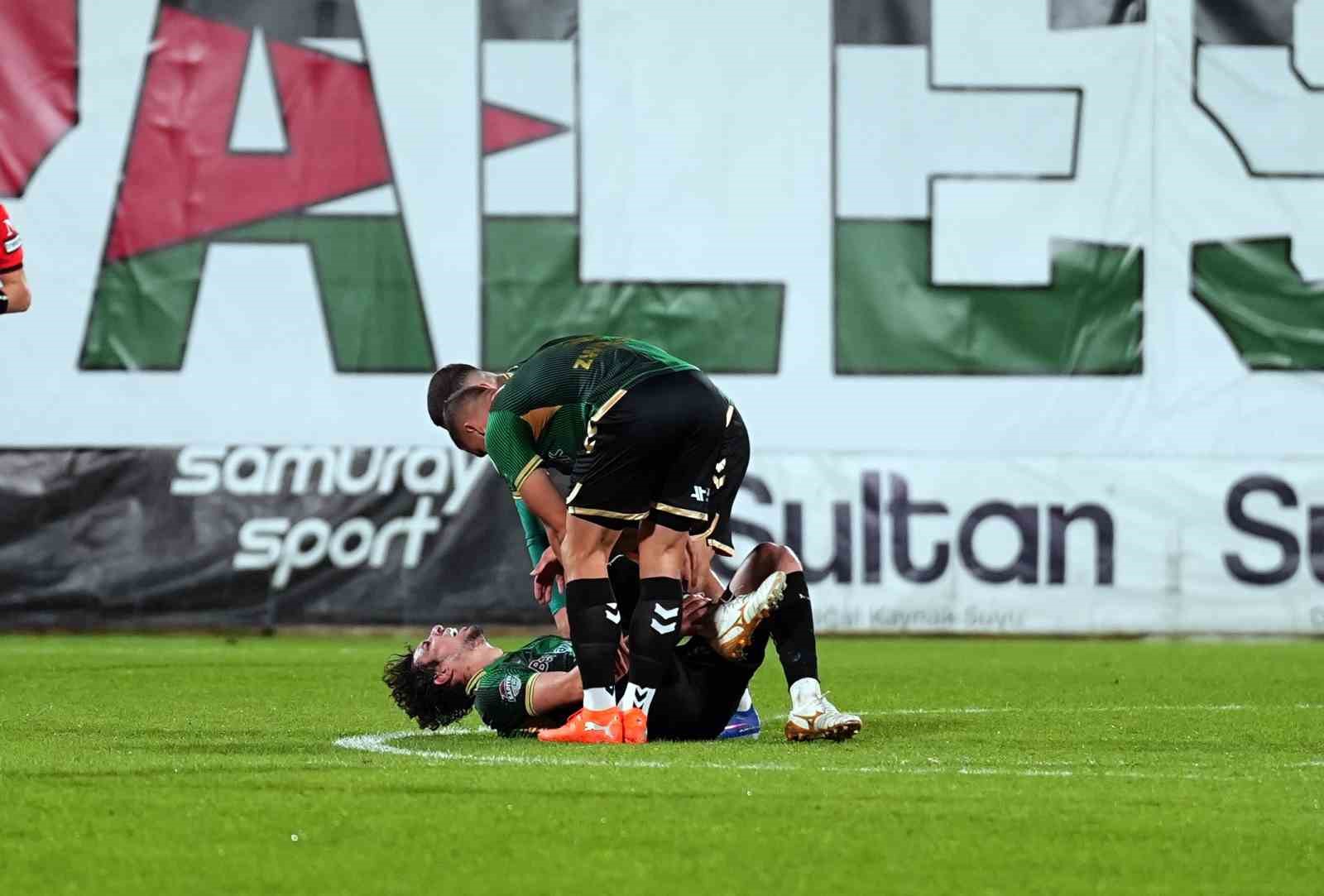 Trendyol 1. Lig: Ümraniyespor: 2 - Sakaryaspor: 0
