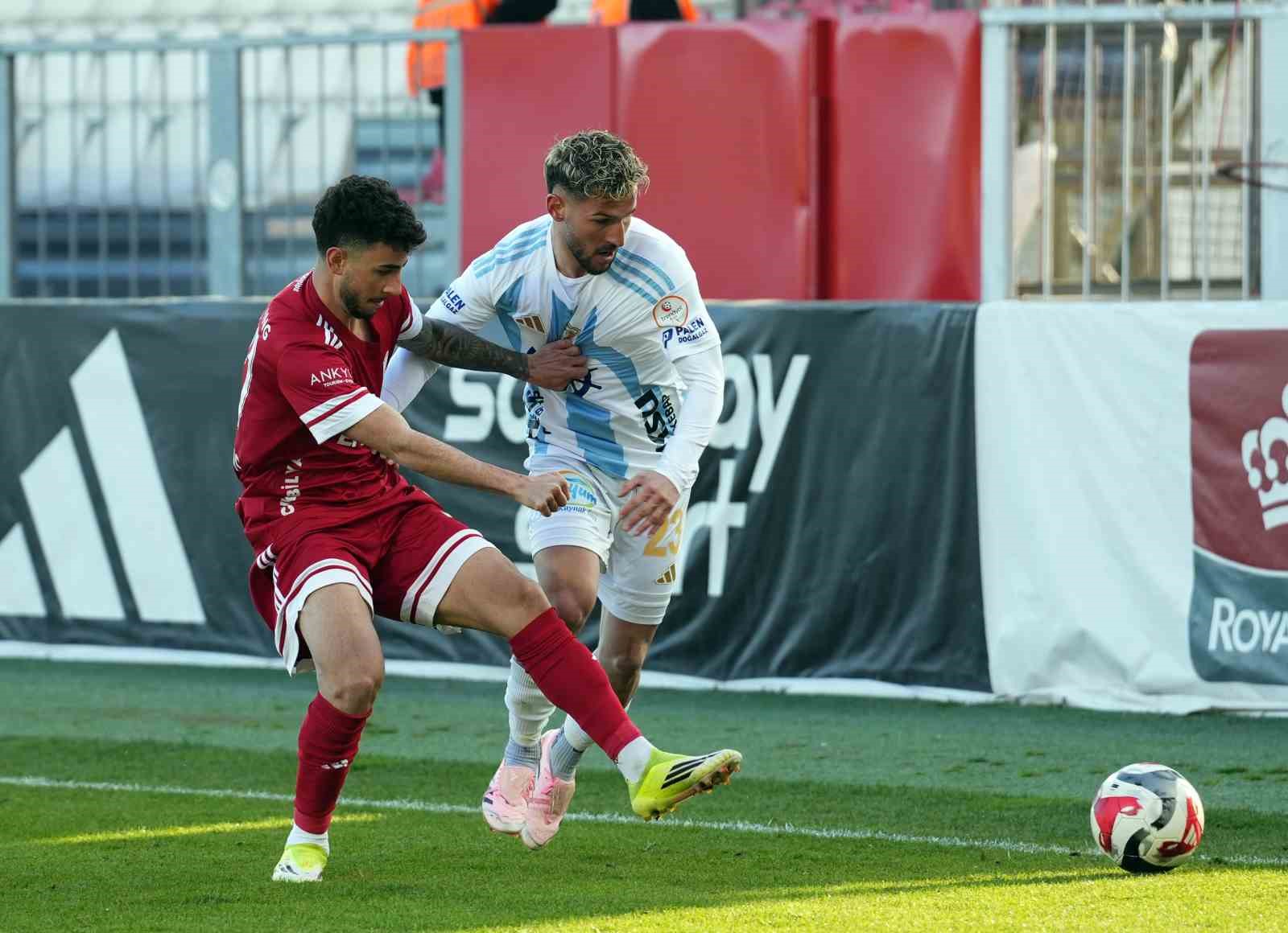 Trendyol 1. Lig: Ümraniyespor: 3 - Erzurumspor FK: 1
