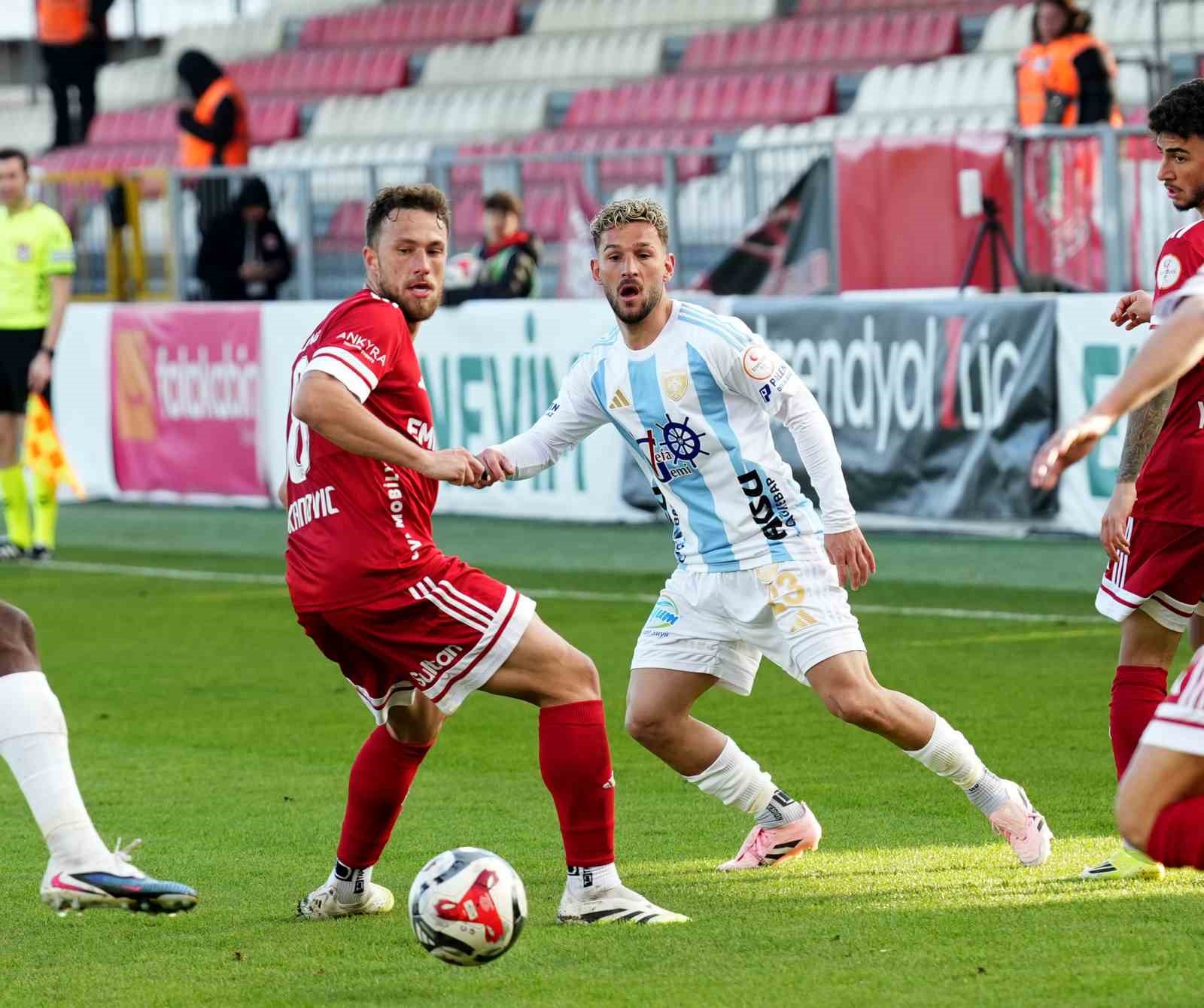 Trendyol 1. Lig: Ümraniyespor: 3 - Erzurumspor FK: 1
