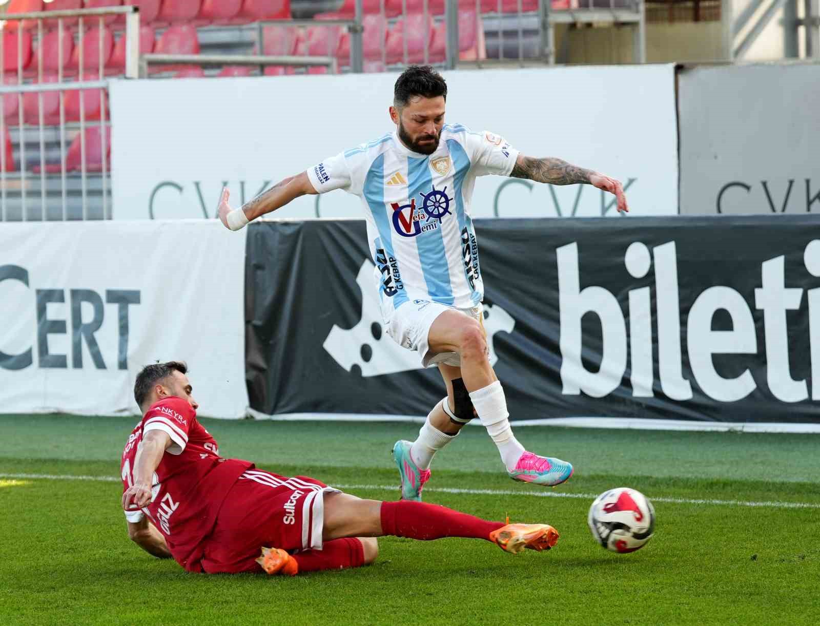 Trendyol 1. Lig: Ümraniyespor: 3 - Erzurumspor FK: 1
