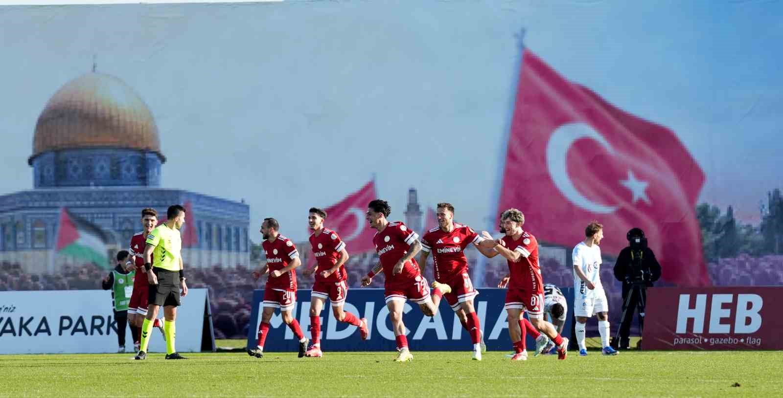 Trendyol 1. Lig: Ümraniyespor: 3 - Erzurumspor FK: 1
