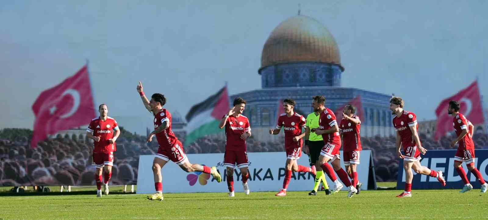 Trendyol 1. Lig: Ümraniyespor: 3 - Erzurumspor FK: 1
