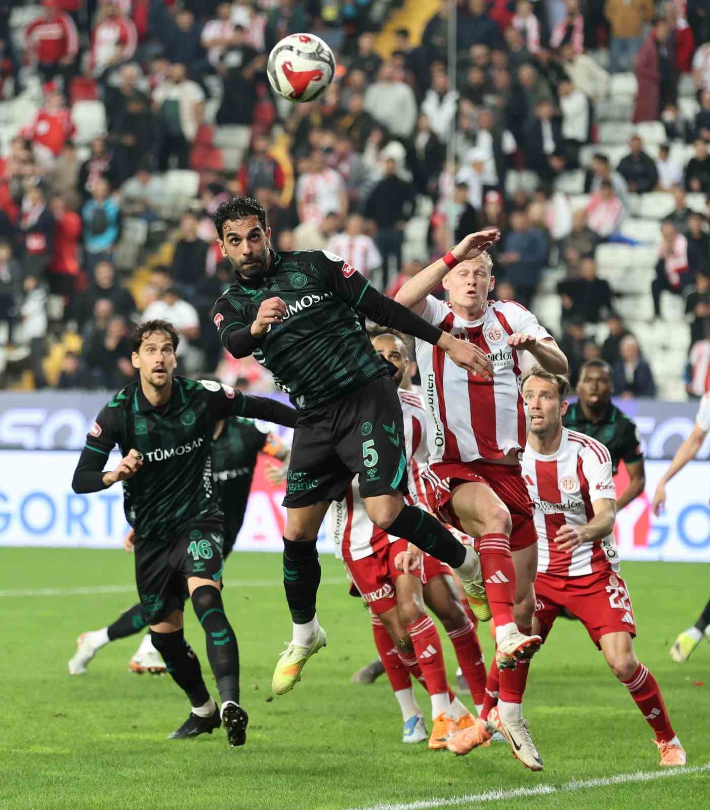 Trendyol Süper Lig: Antalyaspor: 0 - Konyaspor: 2 (Maç sonucu)
