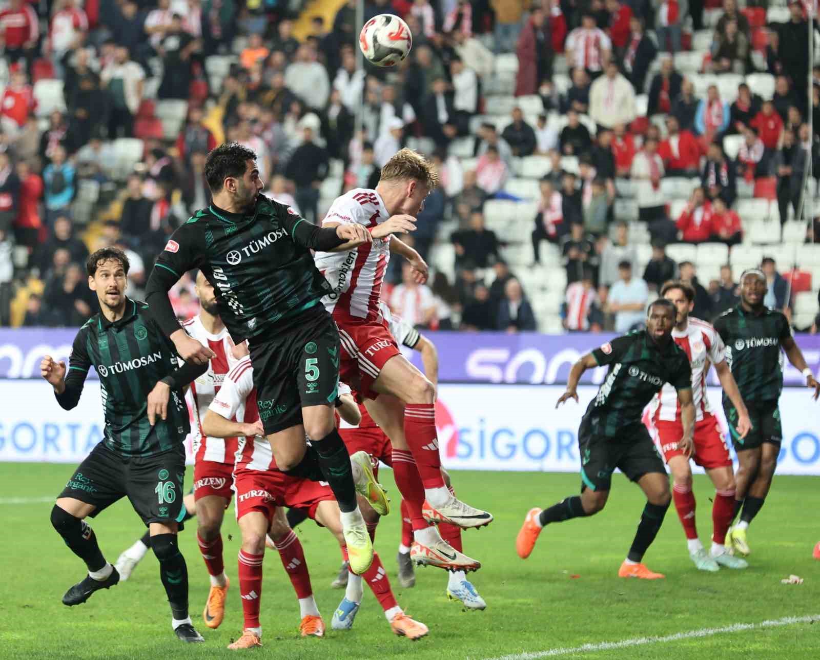 Trendyol Süper Lig: Antalyaspor: 0 - Konyaspor: 2 (Maç sonucu)
