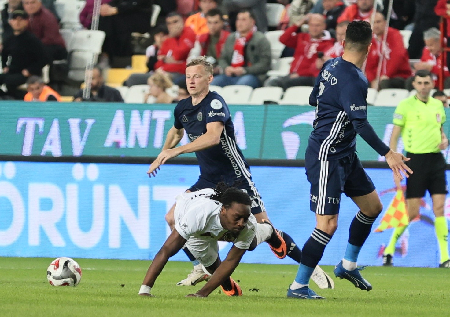 Trendyol Süper Lig: Antalyaspor: 1 - Gaziantep FK: 4 (Maç sonucu)
