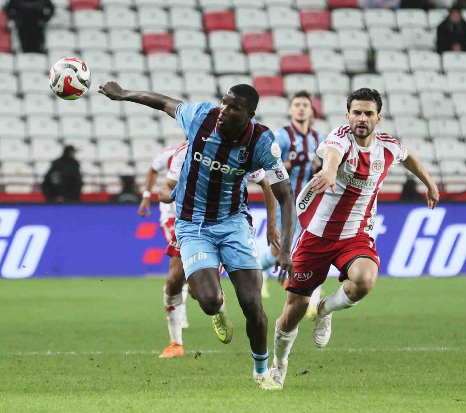 Trendyol Süper Lig: Antalyaspor: 1 - Trabzonspor: 1 (Maç sonucu)
