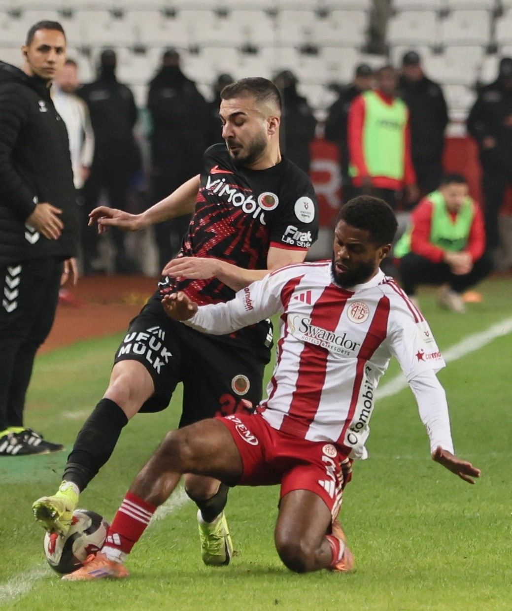 Trendyol Süper Lig: Antalyaspor: 2 - Gençlerbirliği: 1 (Maç sonucu)
