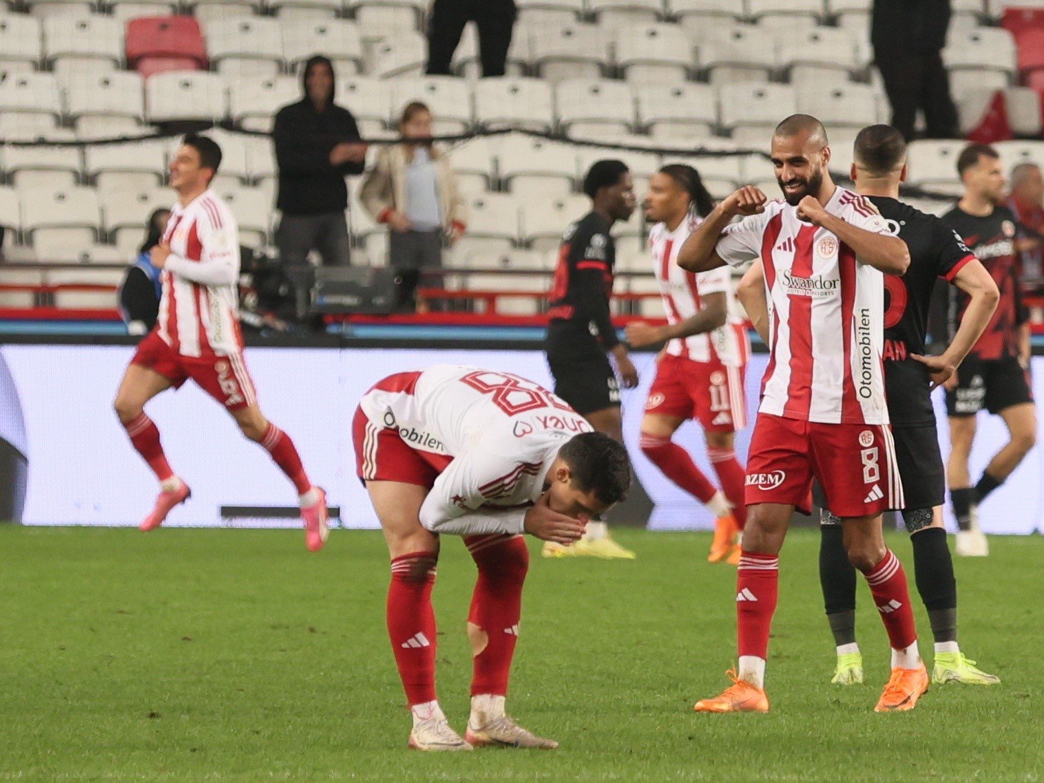 Trendyol Süper Lig: Antalyaspor: 2 - Gençlerbirliği: 1 (Maç sonucu)
