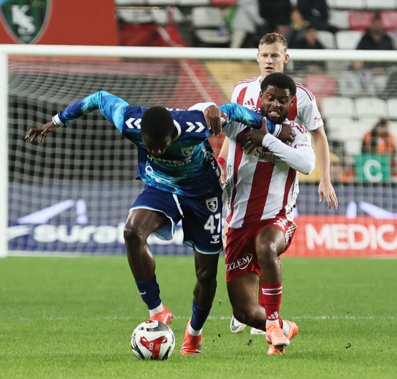 Trendyol Süper Lig: Antalyaspor: 3 - Samsunspor: 1 (Maç sonucu)
