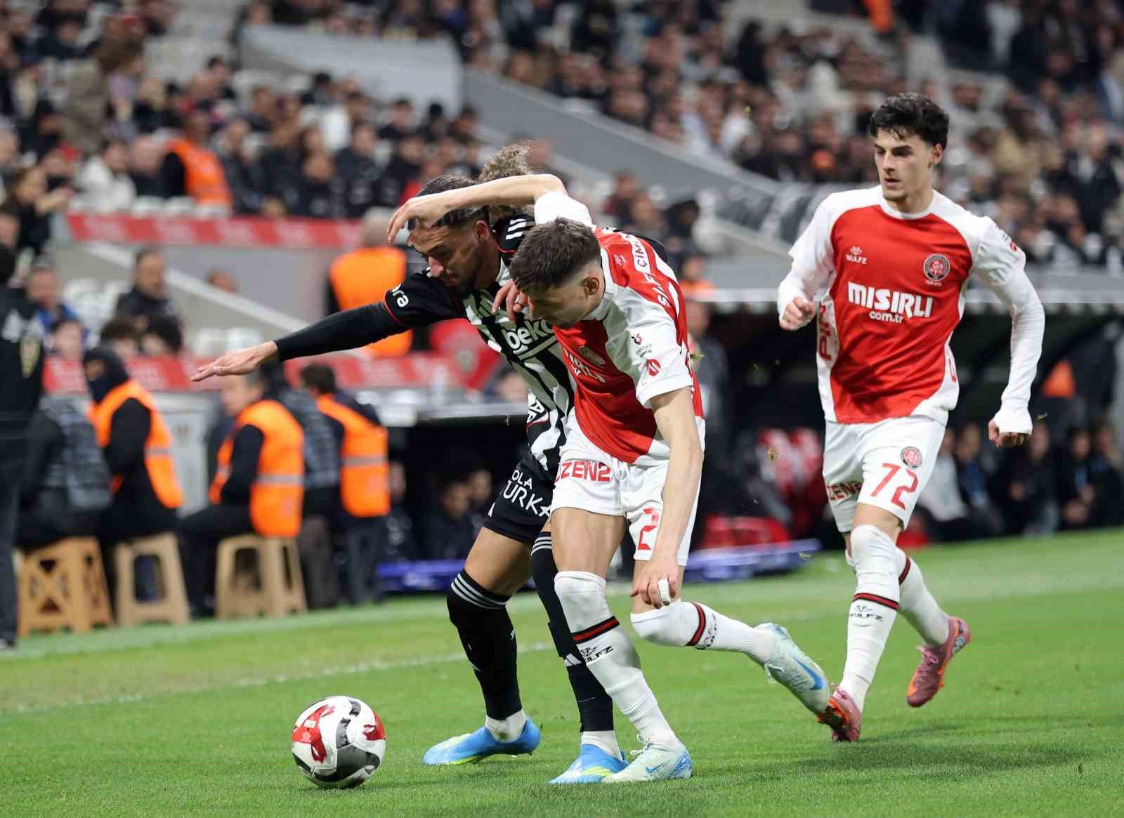 Trendyol Süper Lig: Beşiktaş: 0 - Fatih Karagümrük: 0 (Maç sonucu)
