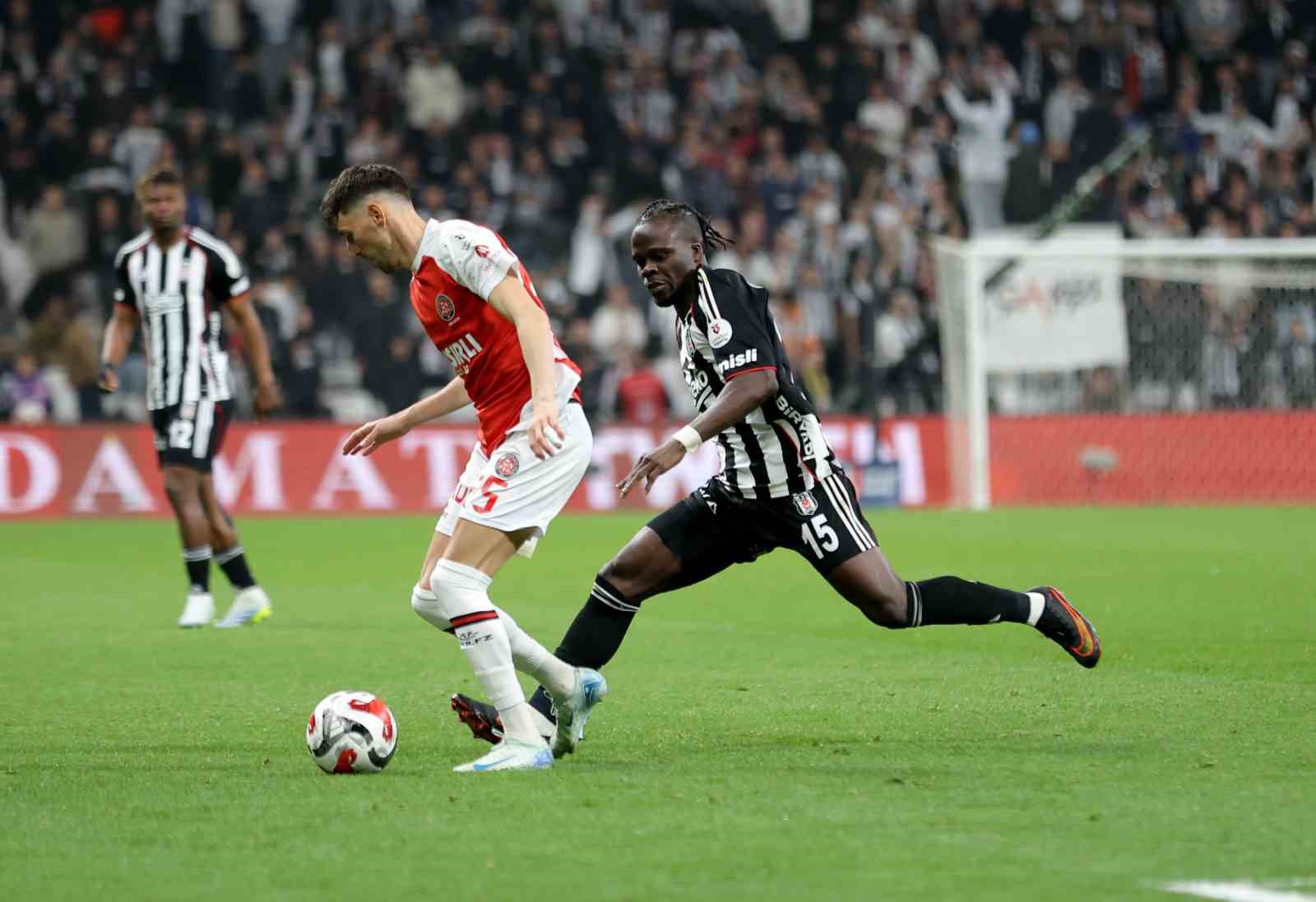 Trendyol Süper Lig: Beşiktaş: 0 - Fatih Karagümrük: 0 (Maç sonucu)
