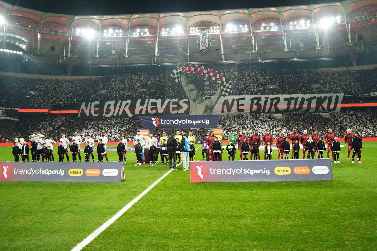 Trendyol Süper Lig: Beşiktaş: 0 - Galatasaray: 0 (Maç devam ediyor)
