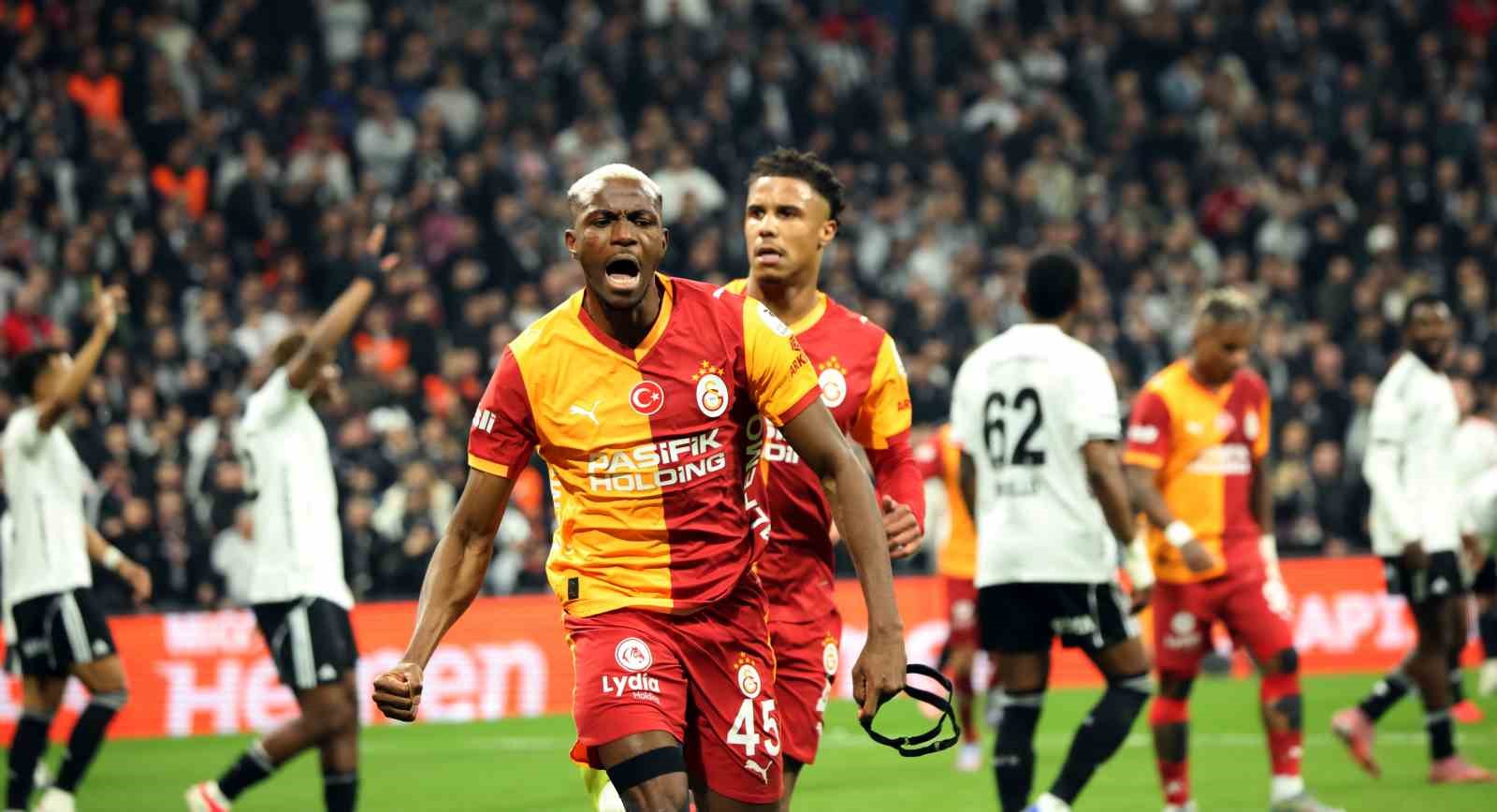 Trendyol Süper Lig: Beşiktaş: 0 - Galatasaray: 1 (İlk yarı)
Trendyol Süper Lig: Beşiktaş: 0 - Galatasaray: 1 (İlk yarı)