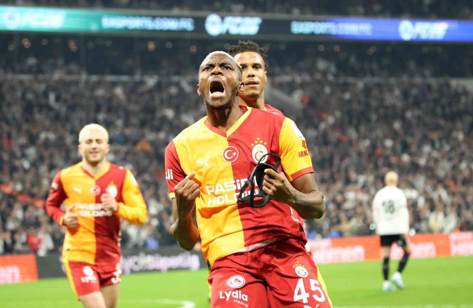 Trendyol Süper Lig: Beşiktaş: 0 - Galatasaray: 1 (İlk yarı)
Trendyol Süper Lig: Beşiktaş: 0 - Galatasaray: 1 (İlk yarı)