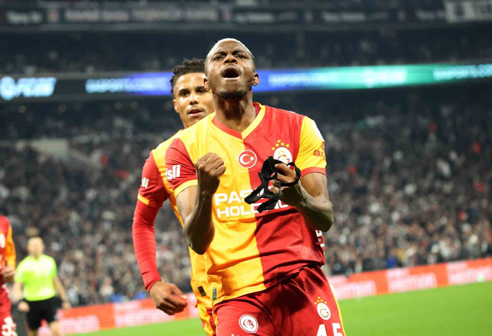 Trendyol Süper Lig: Beşiktaş: 0 - Galatasaray: 1 (İlk yarı)
Trendyol Süper Lig: Beşiktaş: 0 - Galatasaray: 1 (İlk yarı)