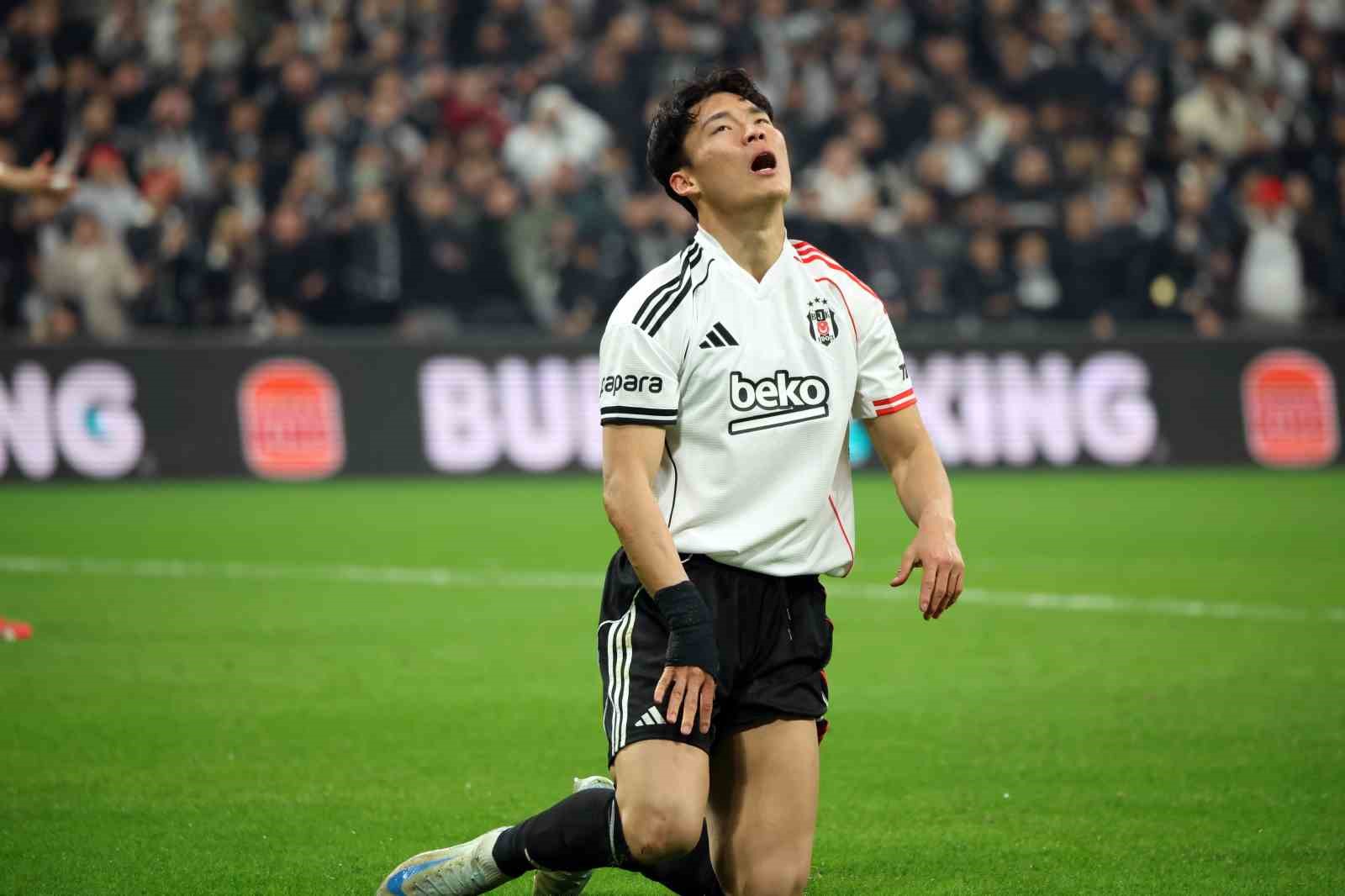 Trendyol Süper Lig: Beşiktaş: 0 - Galatasaray: 1 (Maç sonucu)
