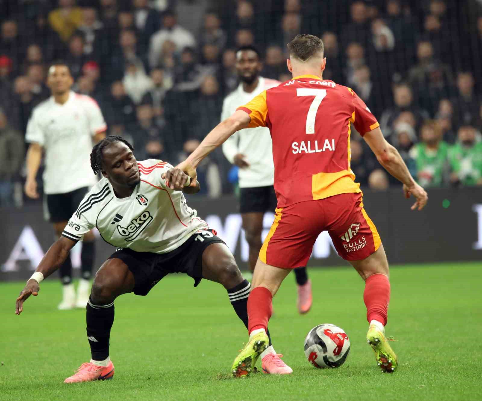 Trendyol Süper Lig: Beşiktaş: 0 - Galatasaray: 1 (Maç sonucu)
