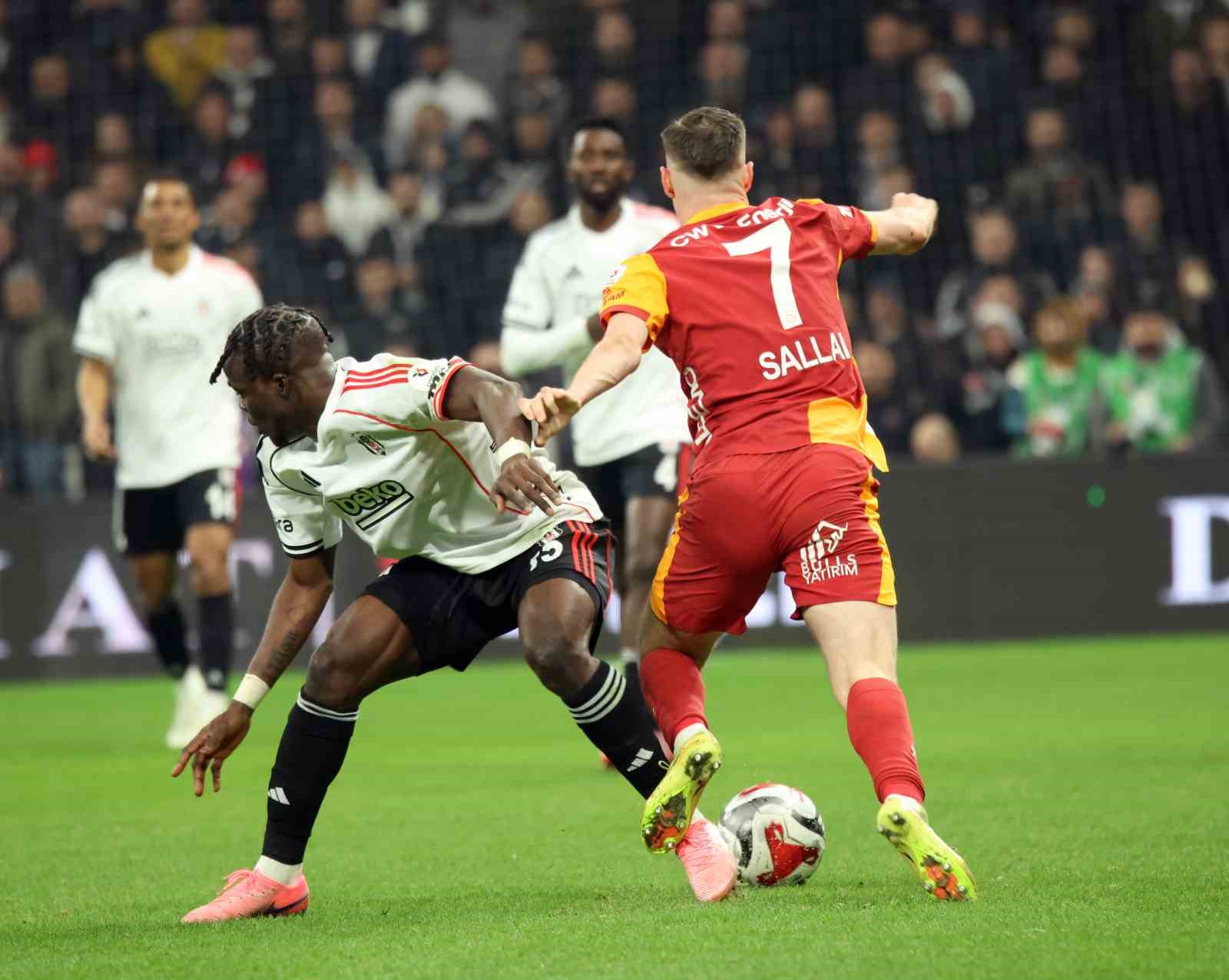 Trendyol Süper Lig: Beşiktaş: 0 - Galatasaray: 1 (Maç sonucu)
