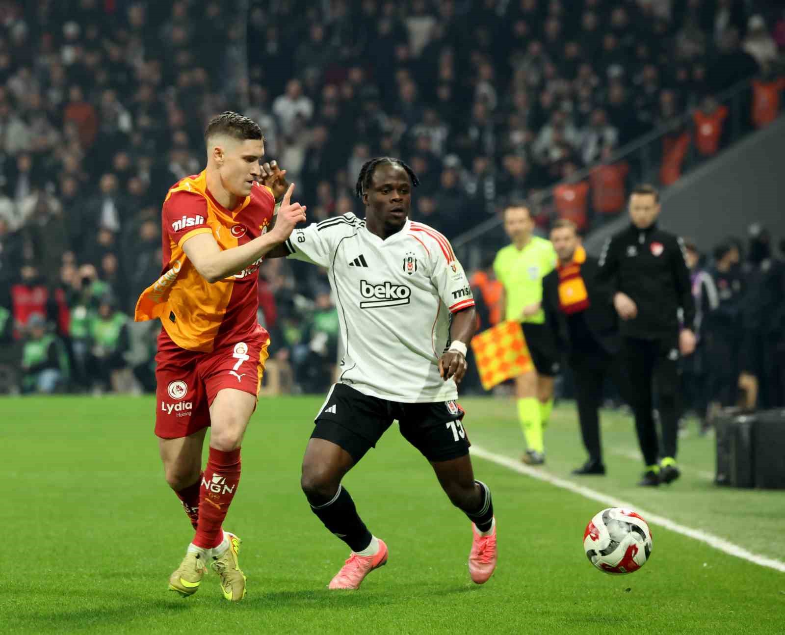 Trendyol Süper Lig: Beşiktaş: 0 - Galatasaray: 1 (Maç sonucu)
