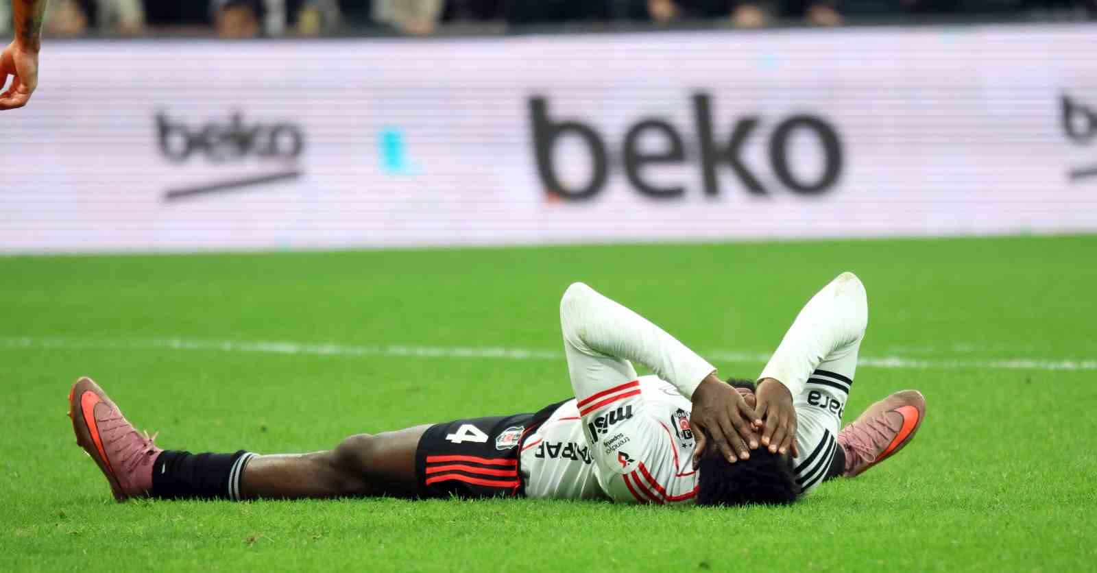 Trendyol Süper Lig: Beşiktaş: 0 - Galatasaray: 1 (Maç sonucu)
