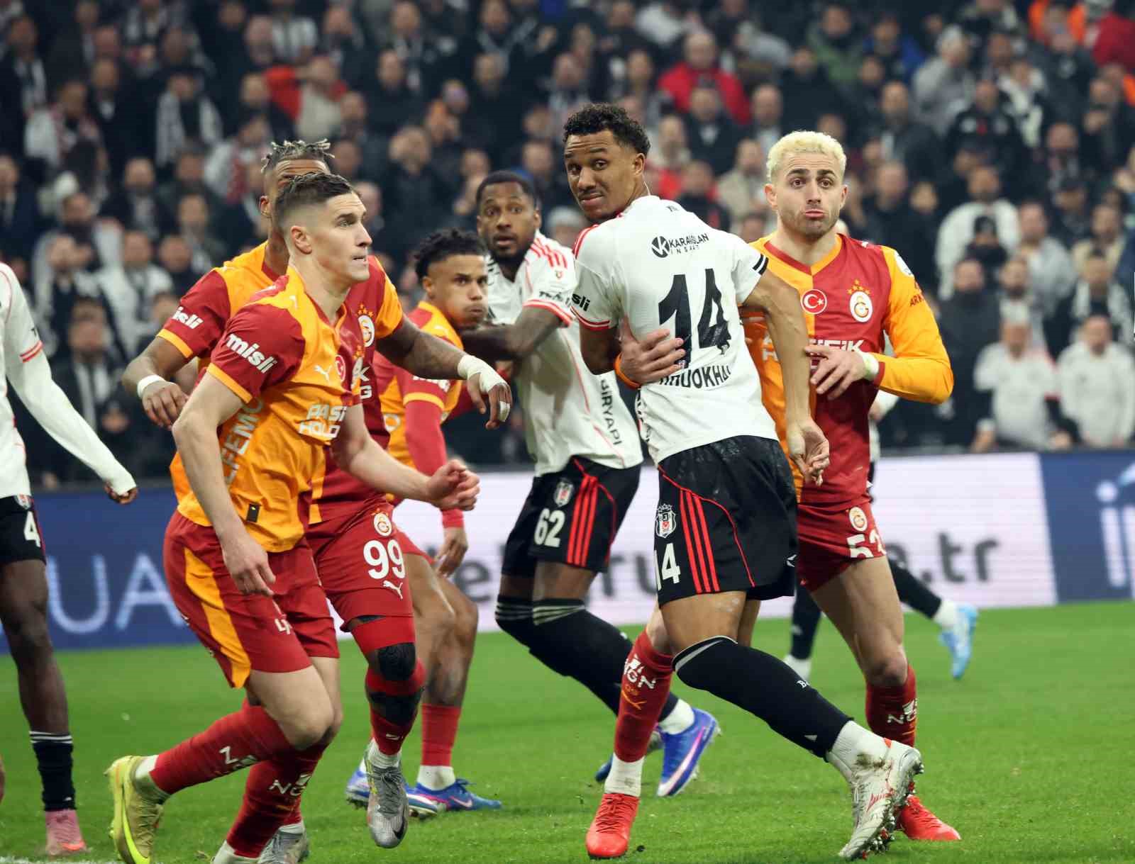Trendyol Süper Lig: Beşiktaş: 0 - Galatasaray: 1 (Maç sonucu)

