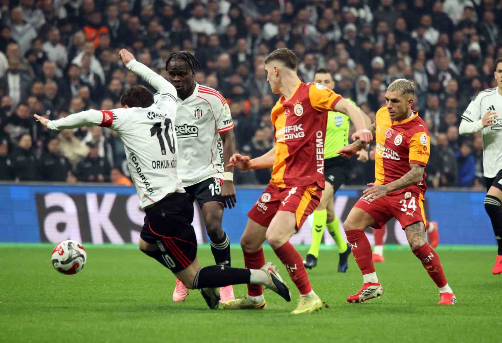 Trendyol Süper Lig: Beşiktaş: 0 - Galatasaray: 1 (Maç sonucu)
