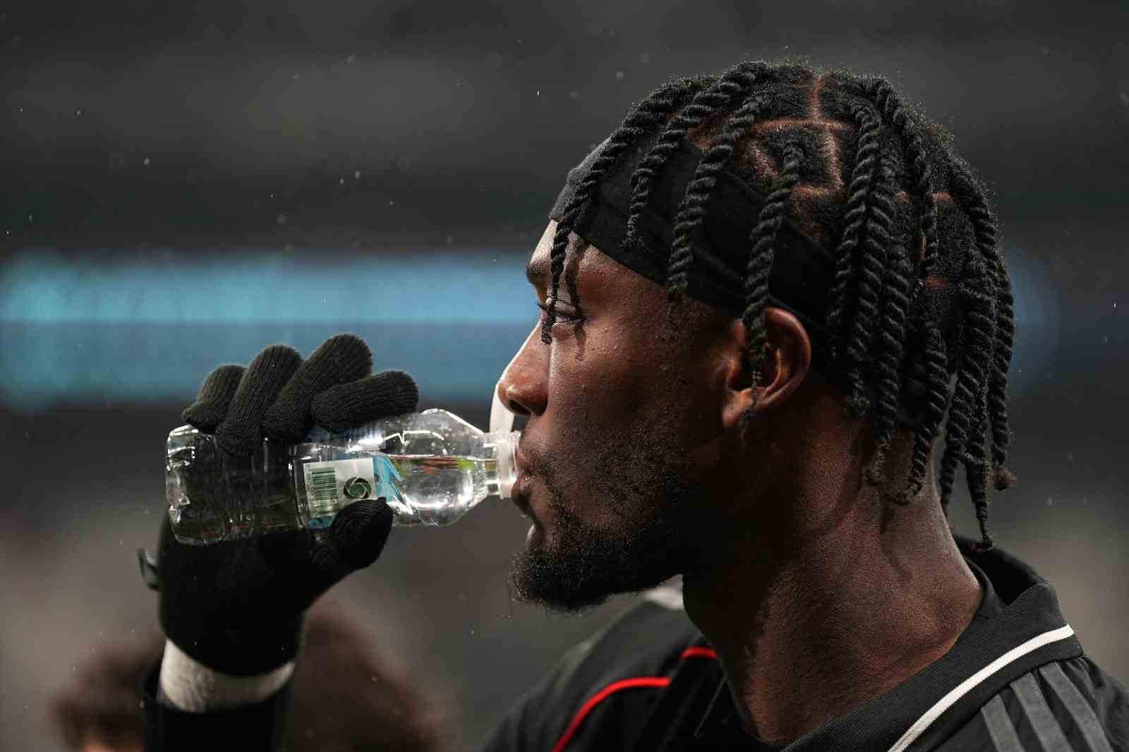 Trendyol Süper Lig: Beşiktaş: 0 - Kayserispor: 0 (Maç devam ediyor)
