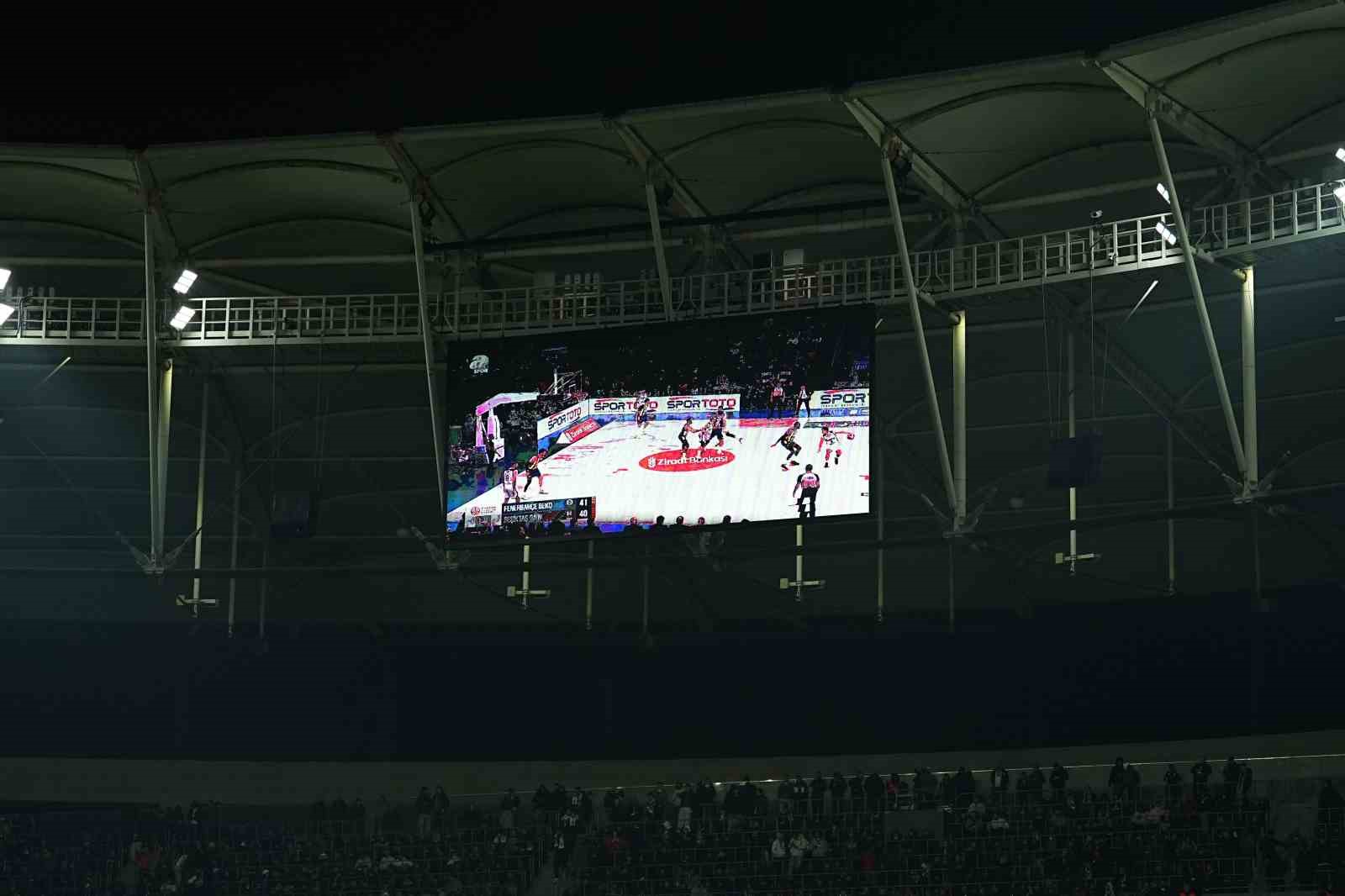 Trendyol Süper Lig: Beşiktaş: 2 - Göztepe: 0 (İlk yarı)
Trendyol Süper Lig: Beşiktaş: 2 - Göztepe: 0 (İlk yarı)