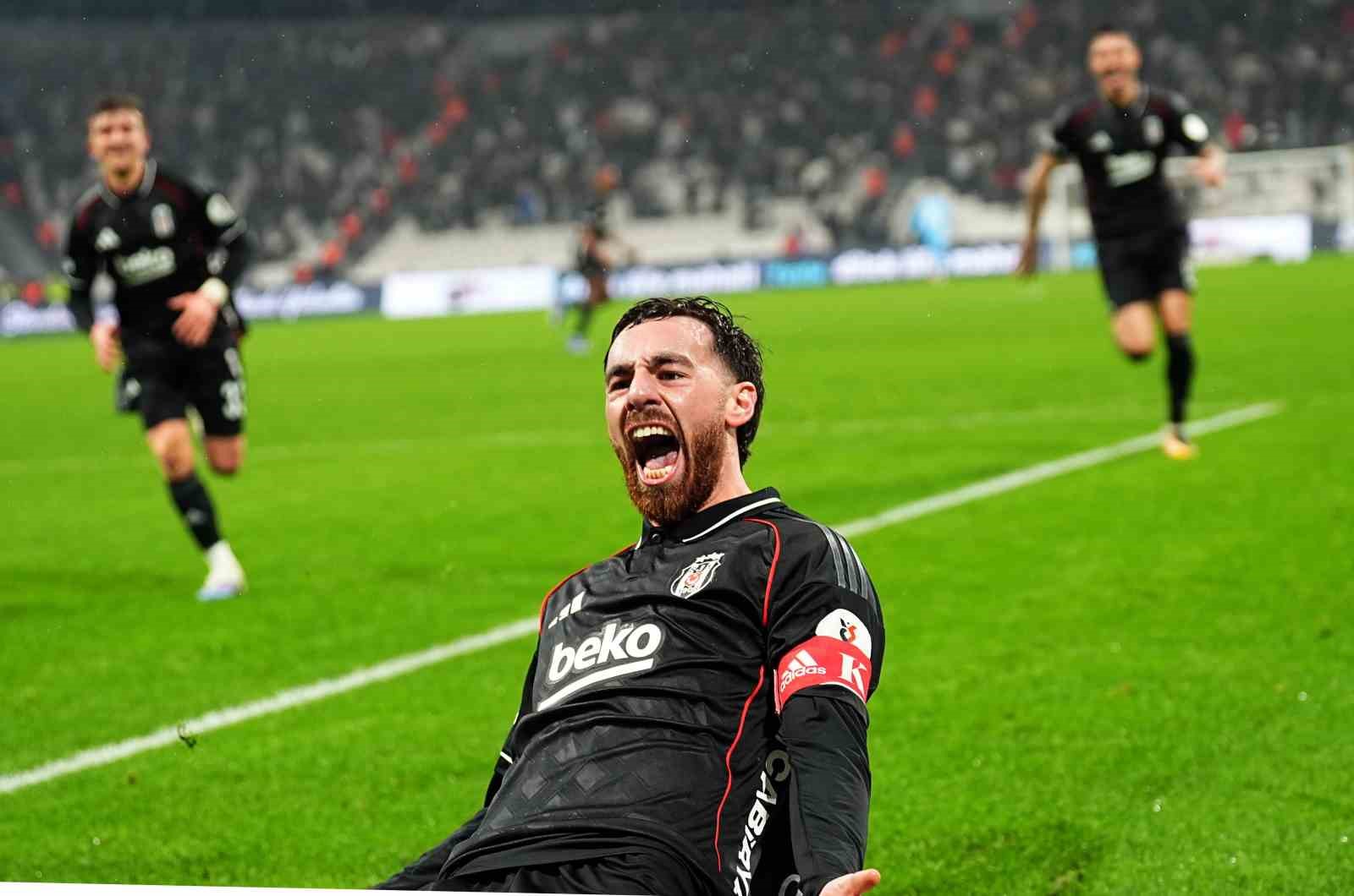 Trendyol Süper Lig: Beşiktaş: 2 - Konyaspor: 1 (Maç sonucu)
