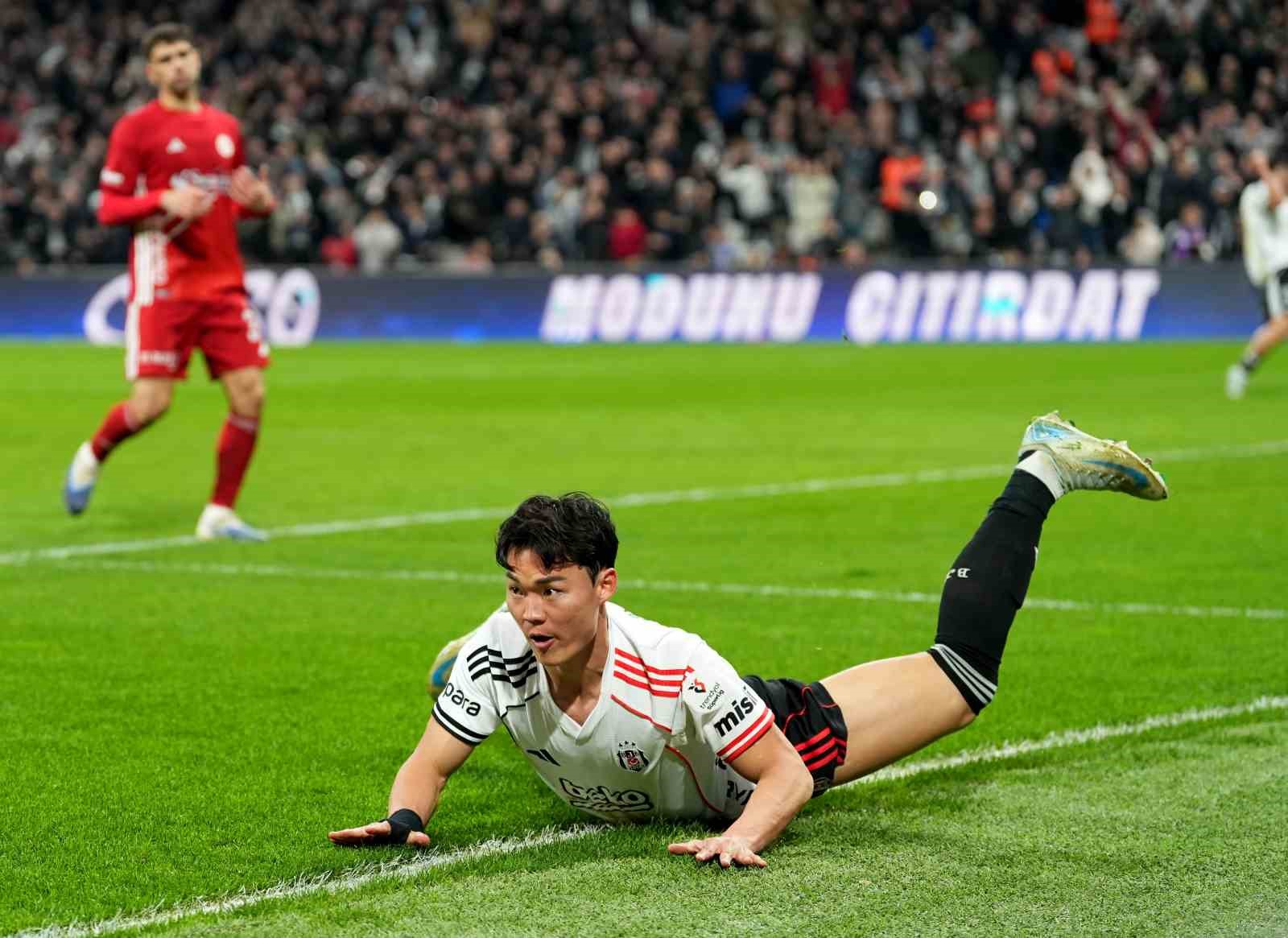 Trendyol Süper Lig: Beşiktaş: 4 - Antalyaspor: 2 (Maç sonucu)
