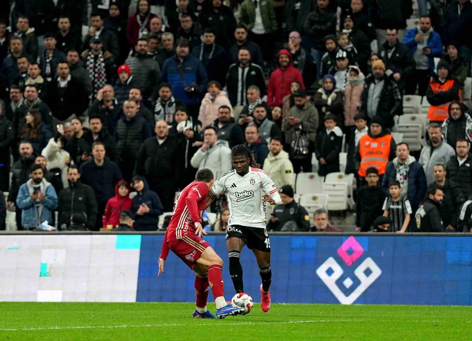 Trendyol Süper Lig: Beşiktaş: 4 - Antalyaspor: 2 (Maç sonucu)
