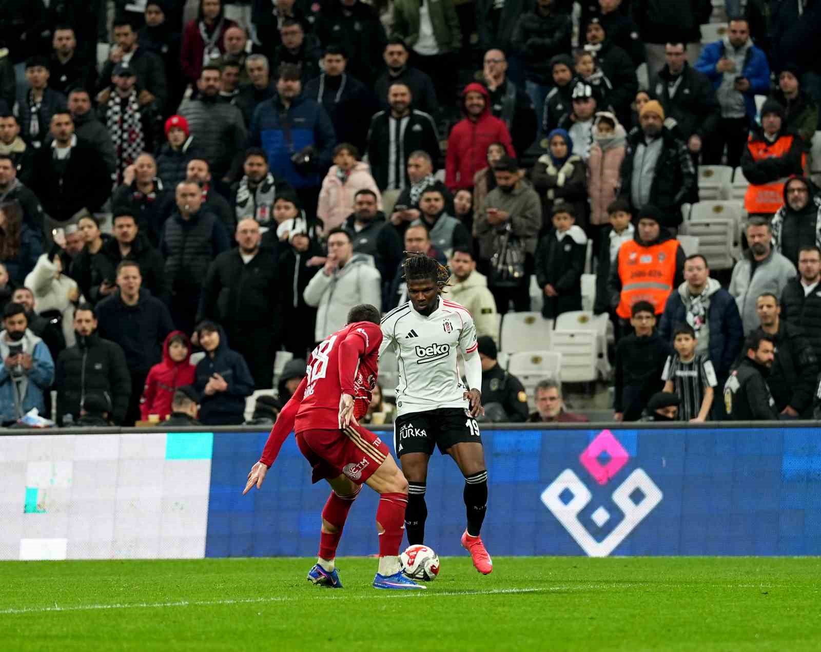 Trendyol Süper Lig: Beşiktaş: 4 - Antalyaspor: 2 (Maç sonucu)
