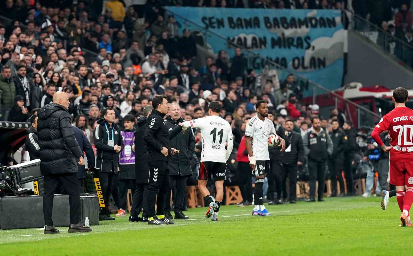 Trendyol Süper Lig: Beşiktaş: 4 - Antalyaspor: 2 (Maç sonucu)
