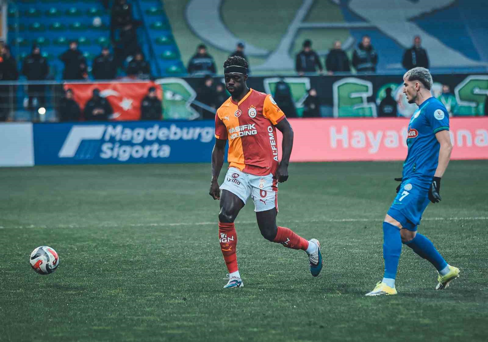 Trendyol Süper Lig: Çaykur Rizespor: 0 - Galatasaray: 1 (Maç devam ediyor)
