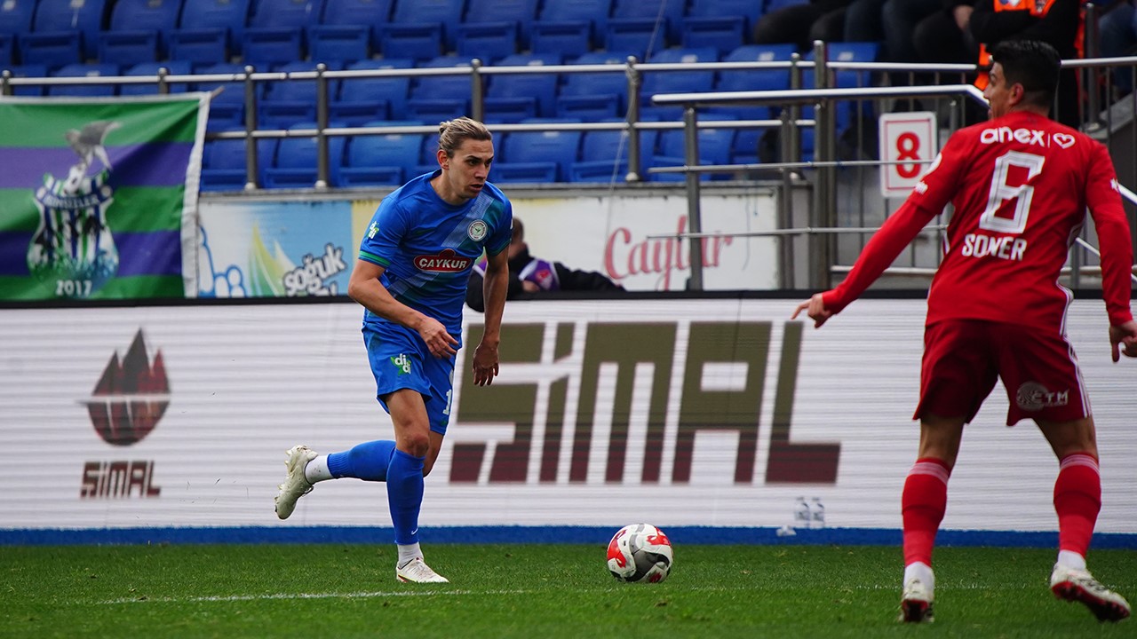 Trendyol Süper Lig: Çaykur Rizespor: 1 - Antalyaspor: 0 (Maç sonucu)
