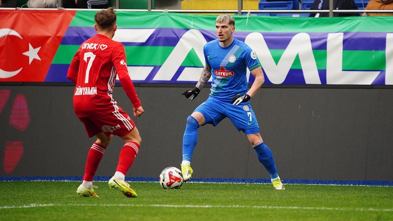 Trendyol Süper Lig: Çaykur Rizespor: 1 - Antalyaspor: 0 (Maç sonucu)
