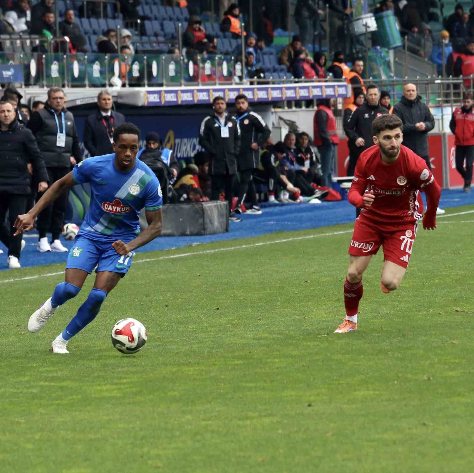 Trendyol Süper Lig: Çaykur Rizespor: 1 - Antalyaspor: 0 (Maç sonucu)
