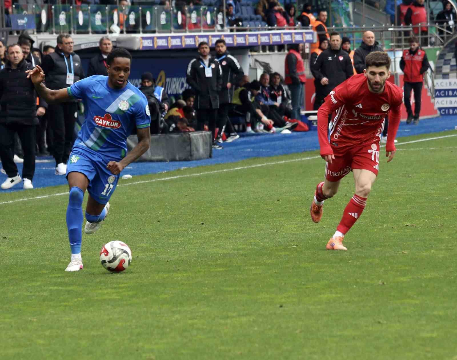 Trendyol Süper Lig: Çaykur Rizespor: 1 - Antalyaspor: 0 (Maç sonucu)
