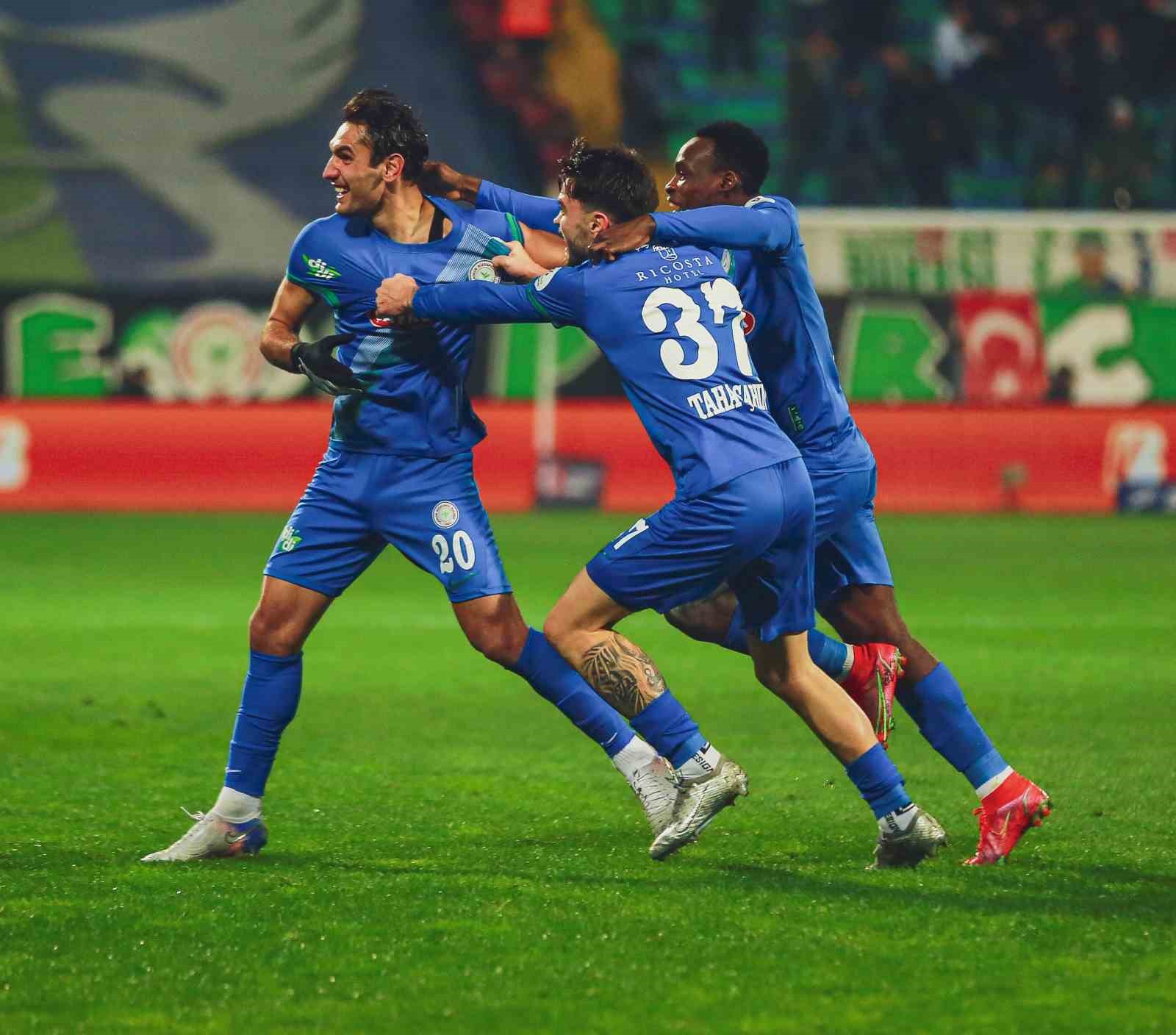 Trendyol Süper Lig: Çaykur Rizespor: 1 - Corendon Alanyaspor: 1 (Maç sonucu)
