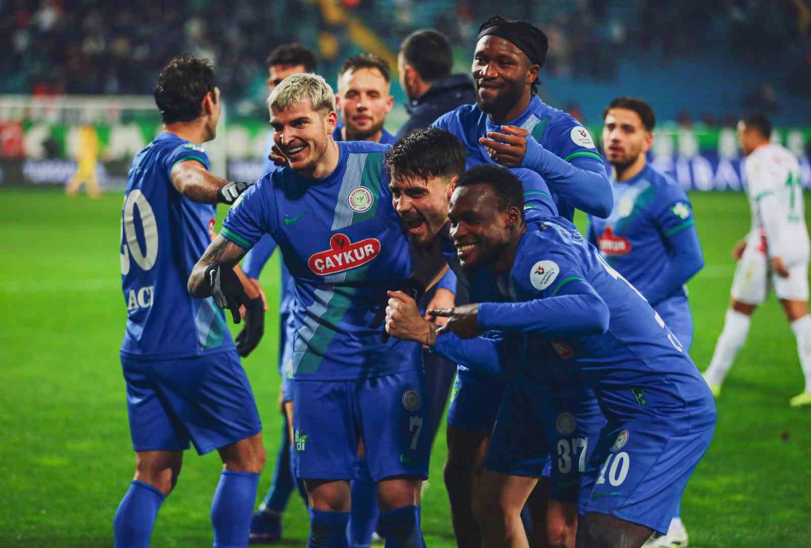 Trendyol Süper Lig: Çaykur Rizespor: 1 - Corendon Alanyaspor: 1 (Maç sonucu)
